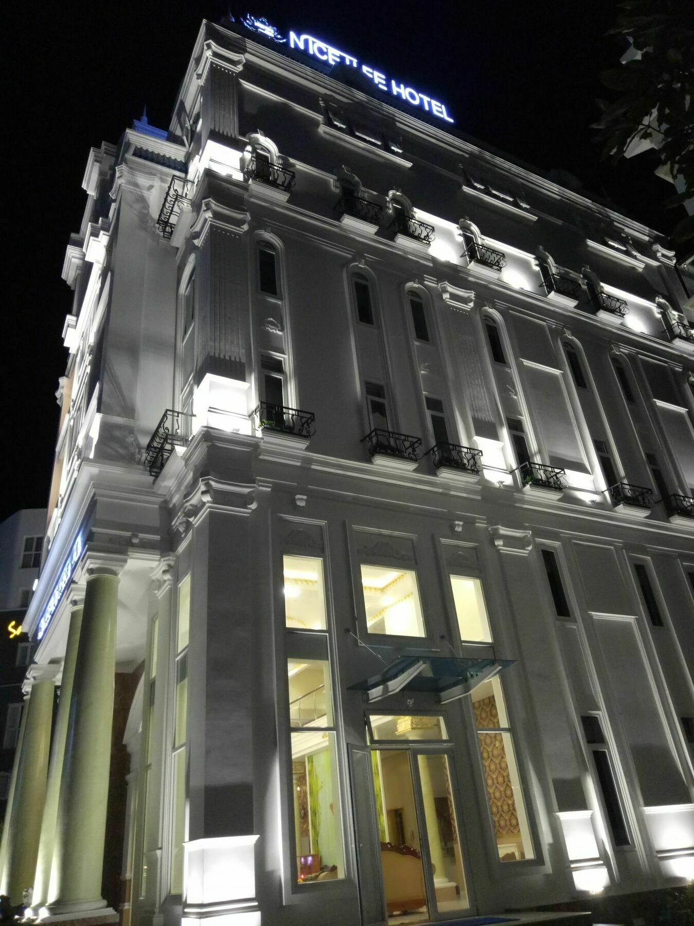 Nice Life Hotel Phu Quoc Exterior foto